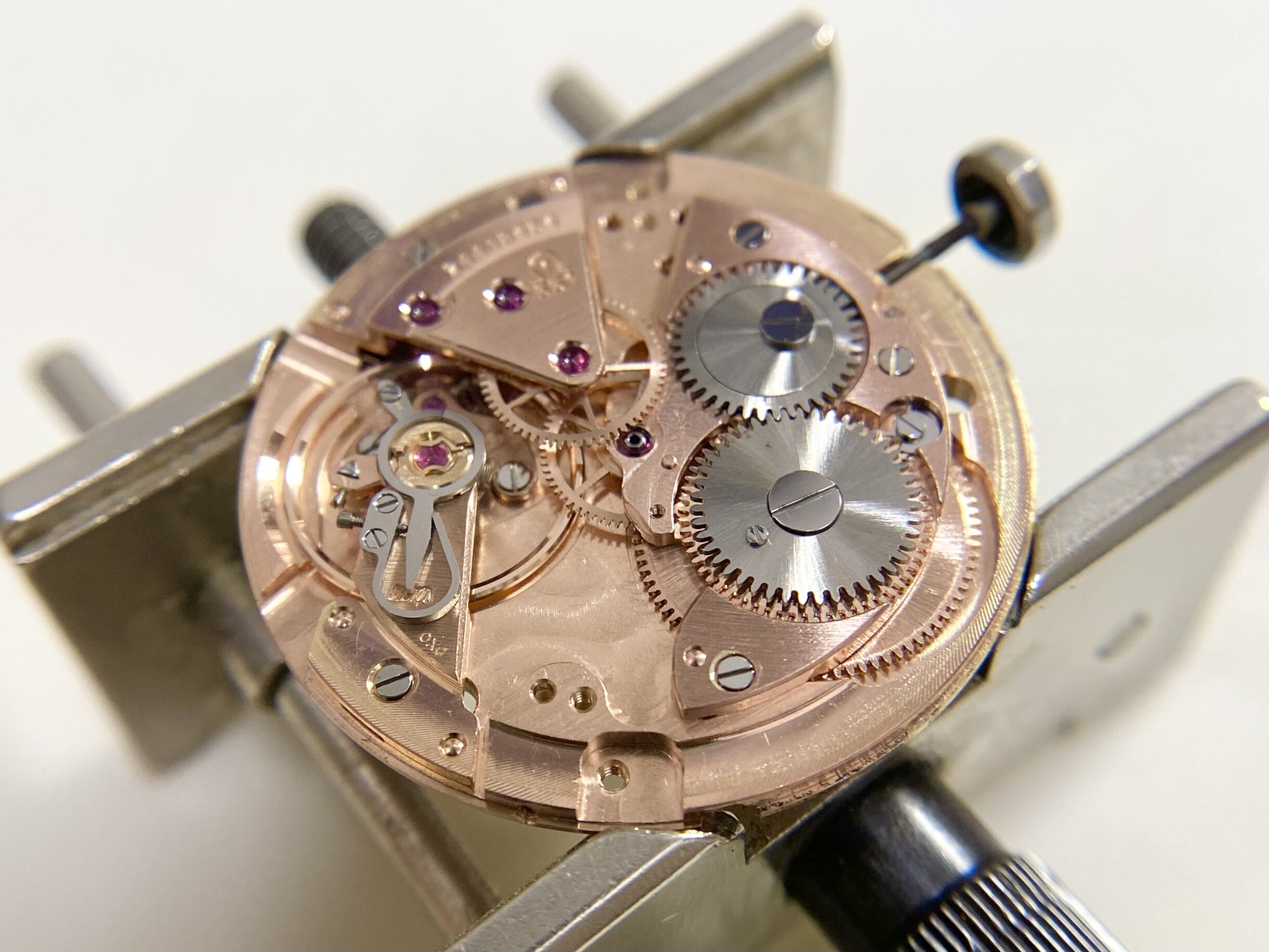 Omega Cal.561