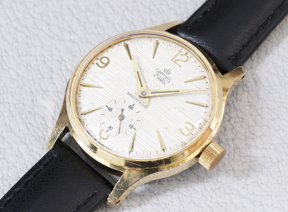 「デラックス」