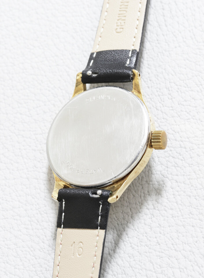 「デラックス」