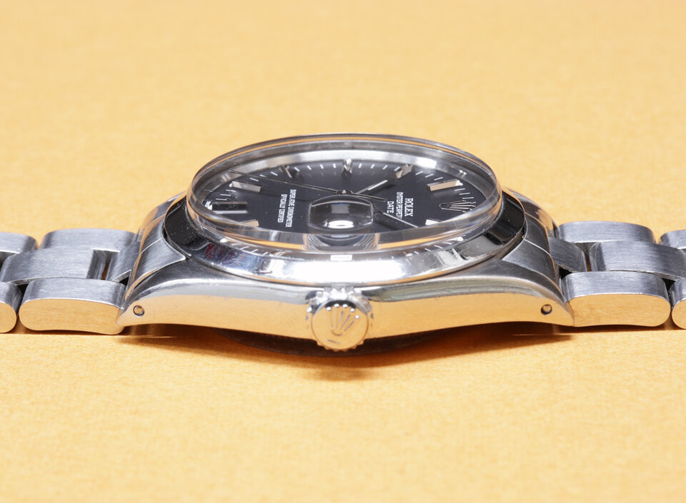 「オイスター・パーペチュアル・デイト」