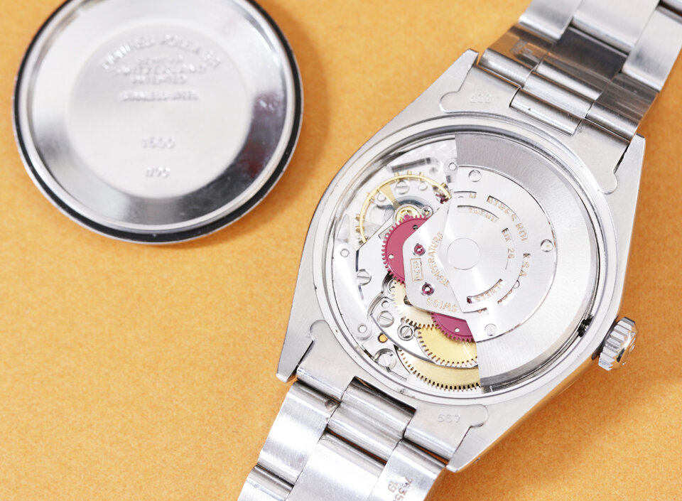 「オイスター・パーペチュアル・デイト」