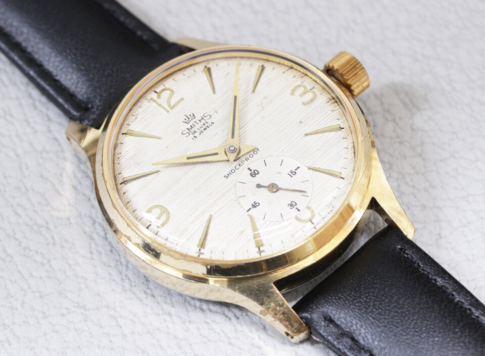 「デラックス」